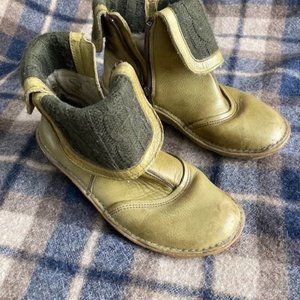 El Naturalista two tone ankle boots
